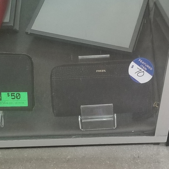 Fossil bag with matching wallet - Picture 16 of 16